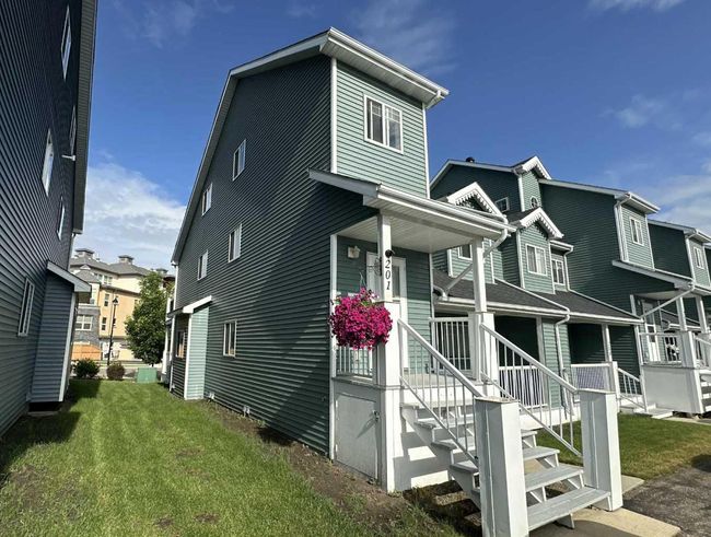 201 - 5220 50 A Avenue, Townhouse with 3 bedrooms, 2 bathrooms and 1 parking in Sylvan Lake AB | Image 22