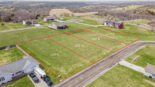 445 N Hutchison St, Truro, IA, 50257-1035 | Card Image