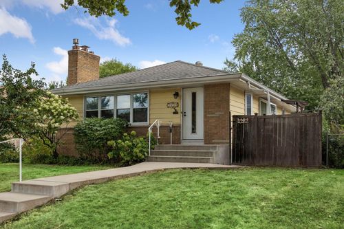 2814 Irving Avenue N, Minneapolis, MN, 55411 | Card Image