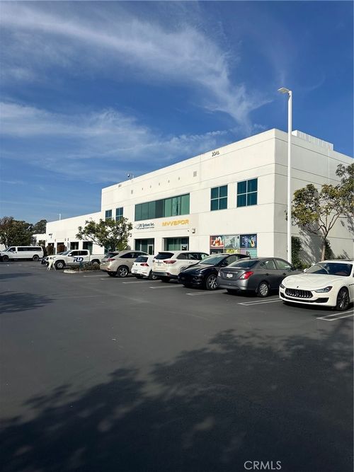 3045 Edinger Ave, Tustin, CA, 92780-7204 | Card Image