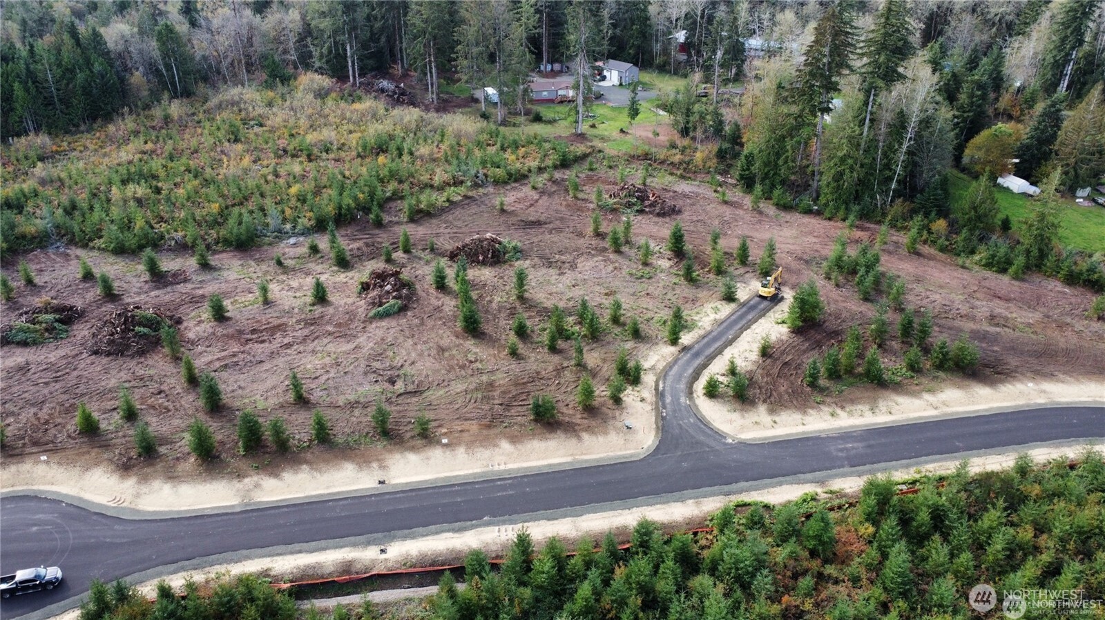 Land in Elma 4