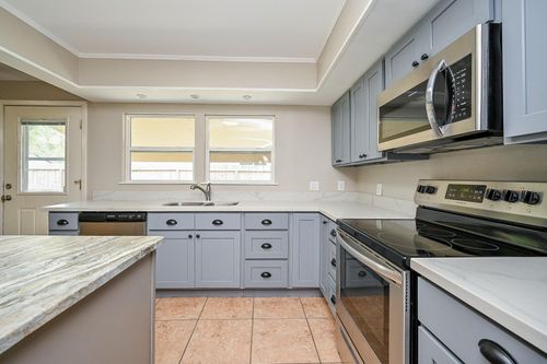 18318 Navajo Trail Dr, Spring, TX, 77388-5059 | Card Image