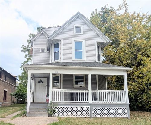 869 Genesee St, Rochester, NY, 14611-3845 | Card Image