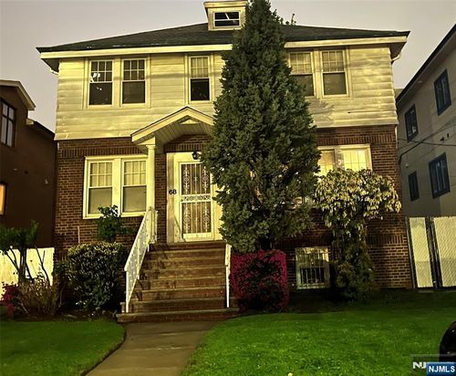 68 Lafayette Ave, Cliffside Park, NJ, 07010-3104 | Card Image
