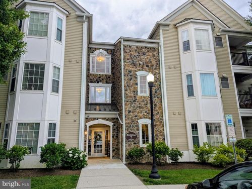 734 Creekside Dr, BROOKHAVEN, PA, 19015-2329 | Card Image
