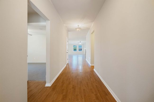 9400 Morgan Creek Dr, House other with 3 bedrooms, 2 bathrooms and null parking in Austin TX | Image 4