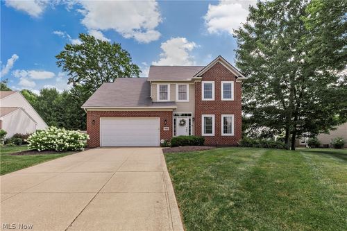 7905 Ridgetop Dr, Twinsburg, OH, 44087-2396 | Card Image