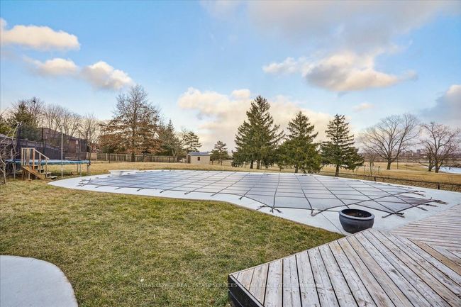 1585 Kerns Rd, House other with 7 bedrooms, 4 bathrooms and 6 parking in Burlington ON | Image 32