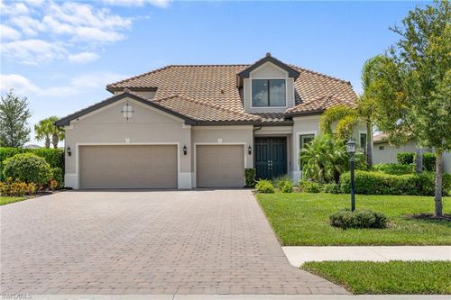 17551 Elkgrove Ln, Estero, FL, 33928-6482 | Card Image