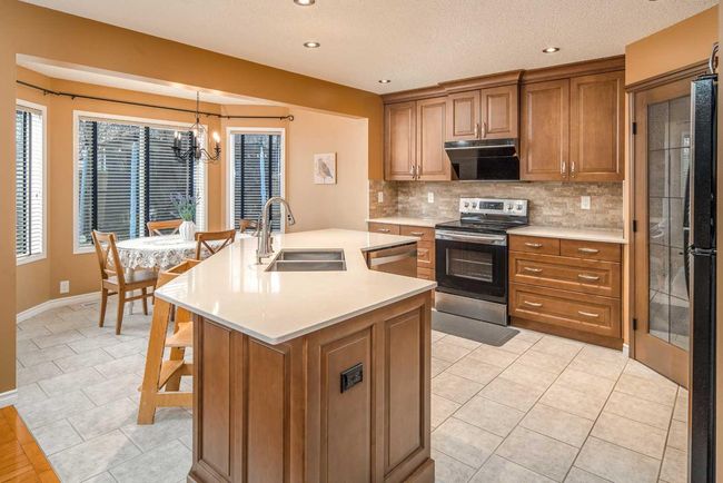 69 Millview Pk Sw, House other with 5 bedrooms, 4 bathrooms and 4 parking in Calgary AB | Image 8