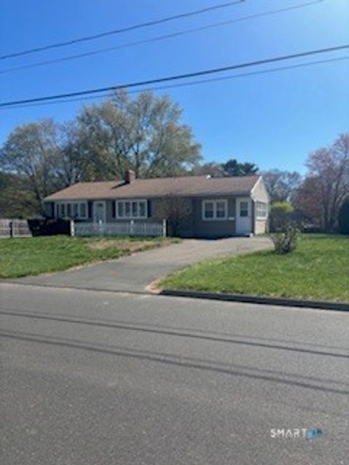 124 Sherman Rd, Enfield, CT, 06082-4152 | Card Image