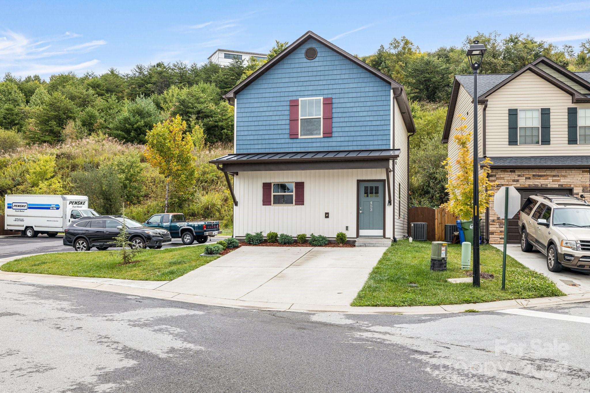Cardwell Ln, Fletcher, NC 28732