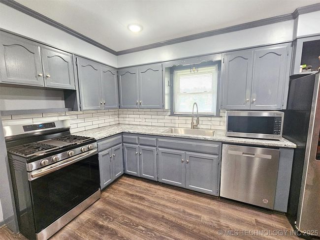 1306 E Shawnee St, House other with 3 bedrooms, 2 bathrooms and null parking in Tahlequah OK | Image 11