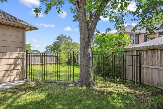 6034 Pin Oak Pl, House other with 4 bedrooms, 4 bathrooms and 2 parking in Spring TX | Image 30