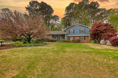 493 James St Sw, Lilburn, GA, 30047-3035 | Card Image