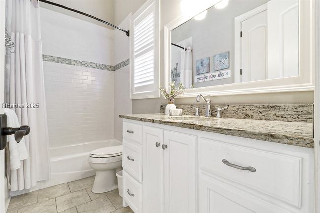 Downstairs Guest Suite #1 | Image 37