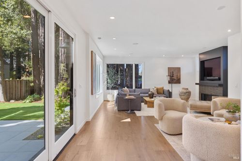 104 Baltimore Avenue, Larkspur, CA, 94939 | Card Image