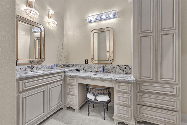 Primary Bath Her sink and vanity | Image 24