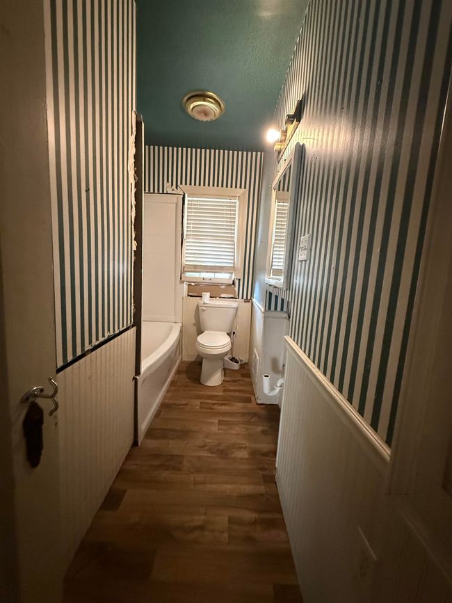 404 S 5 Th St, House other with 3 bedrooms, 2 bathrooms and null parking in Thayer MO | Image 16
