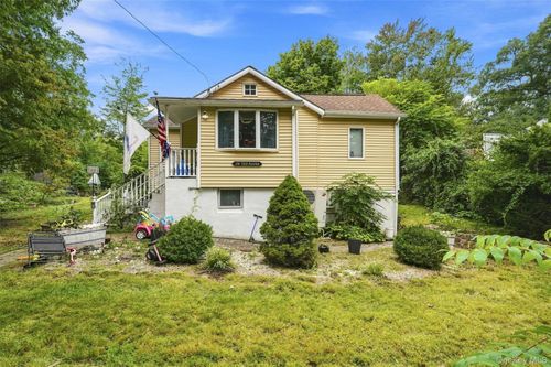 169 Walnut Rd, Lake Peekskill, NY, 10537-1510 | Card Image