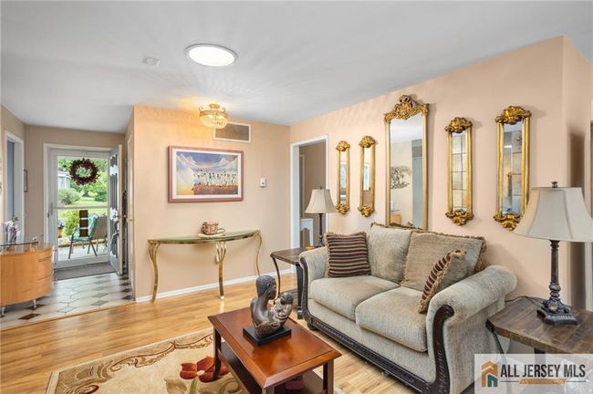 128B - 128 Balsam Plz, Townhouse with 2 bedrooms, 2 bathrooms and null parking in Monroe NJ | Image 6