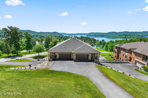 2432 Grand View Ct, Kingston, TN, 37763-7092 | Card Image