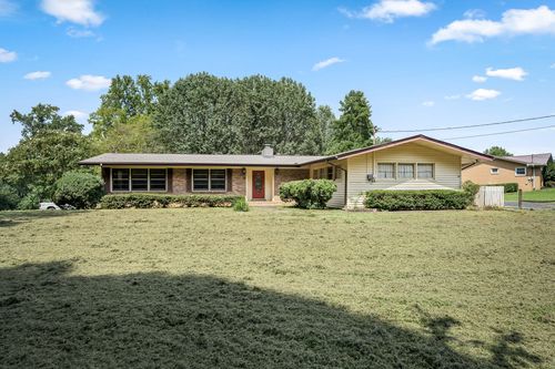 42 Hillwood Cir, Manchester, TN, 37355-5918 | Card Image