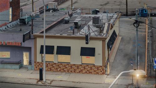 1350 W Fort St, Detroit, MI, 48226-3007 | Card Image