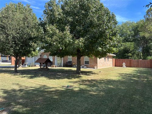 719 Gail Dr, Weatherford, TX, 76085-9031 | Card Image