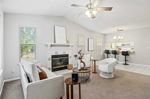 1956 Carp Ln, TALLAHASSEE, FL, 32303-8609 | Card Image