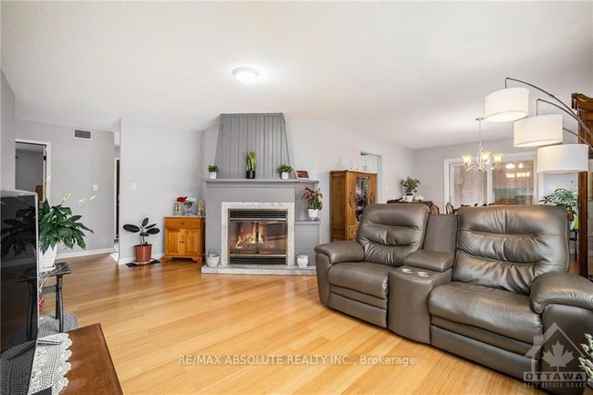 3396 Calabogie Rd, House other with 3 bedrooms, 2 bathrooms and 8 parking in Burnstown ON | Image 8
