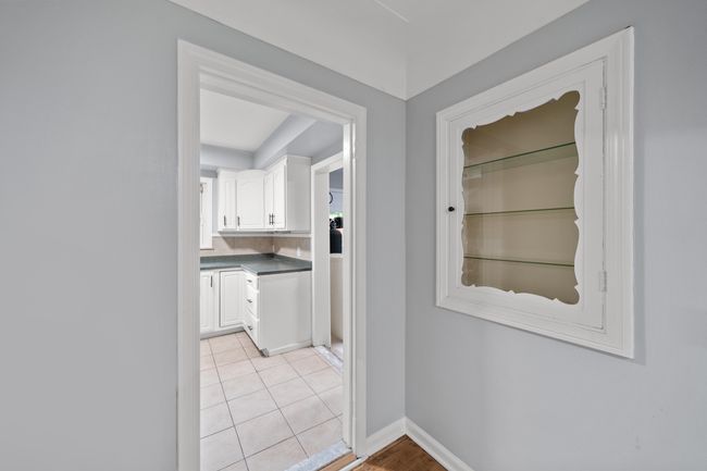 5615 Carlburt St, House other with 3 bedrooms, 3 bathrooms and null parking in West Bloomfield MI | Image 18