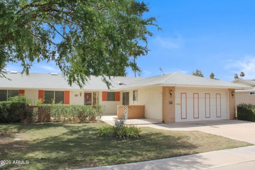 10207 W Kingswood Cir, Sun City, AZ, 85351-1938 | Card Image