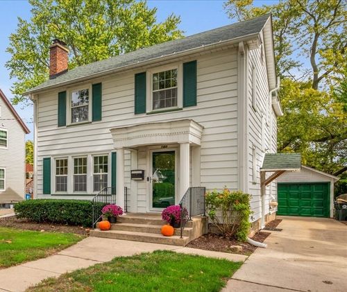 160 S Russell Ave, Aurora, IL, 60506-4957 | Card Image