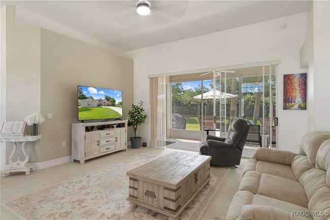 4731 Crestline Dr, House other with 3 bedrooms, 2 bathrooms and 2 parking in Beverly Hills FL | Image 8