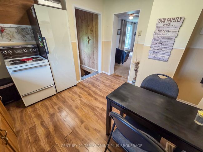 386181 Boundry Rd, House other with 3 bedrooms, 1 bathrooms and 10 parking in Englehart ON | Image 18
