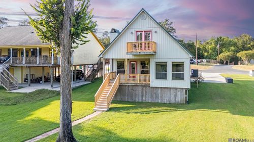 14061 Mill Settlement Trce, Denham Springs, LA, 70726-8160 | Card Image