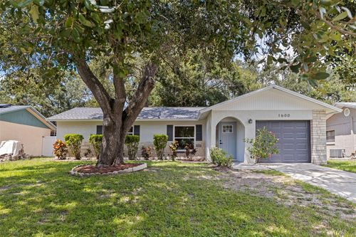 1600 Amberlea Dr N, DUNEDIN, FL, 34698-4717 | Card Image