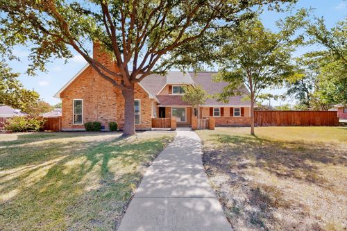1380 Green Hills Ct, Duncanville, TX, 75137-2842 | Card Image