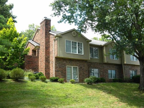 2648 E Windermere Woods Dr, Bloomington, IN, 47401-5451 | Card Image