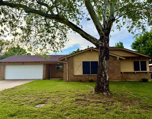806 Ridgeway Rd, Joshua, TX, 76058-6148 | Card Image