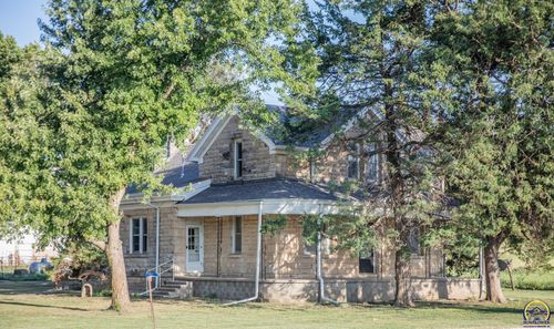 2118 Highway 77, Marion, KS, 66861-9233 | Card Image
