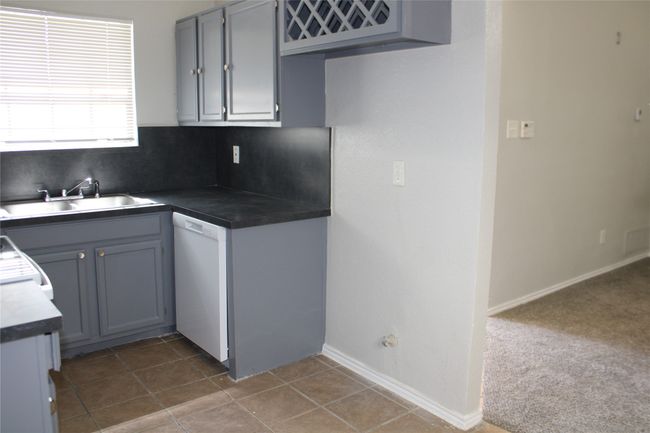 204002 Cochise Dr, House other with 3 bedrooms, 1 bathrooms and null parking in Balch Springs TX | Image 6