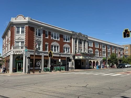 202 Massachusetts Ave, Arlington, MA, 02474-8403 | Card Image