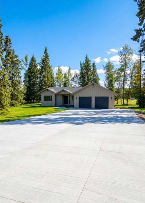 413 Valley View Close, Rural Clearwater County, AB, T4T2A2 | Card Image