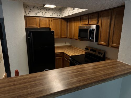g102-2300 Balsam Dr, Arlington, TX, 76006-5907 | Card Image