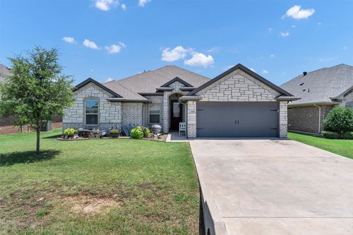 540 Clearwater Pl, Granbury, TX, 76049-1484 | Card Image