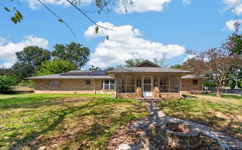 106 Susie St, Chandler, TX, 75758-2326 | Card Image