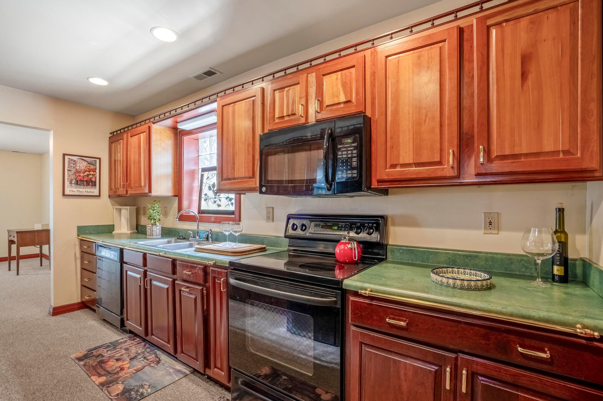 Garfield Ave, Columbus, OH 43205