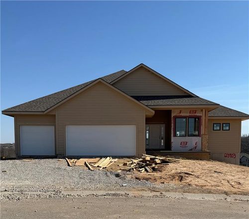 23903 Clear Creek Pkwy, Shawnee, KS, 66226-7301 | Card Image